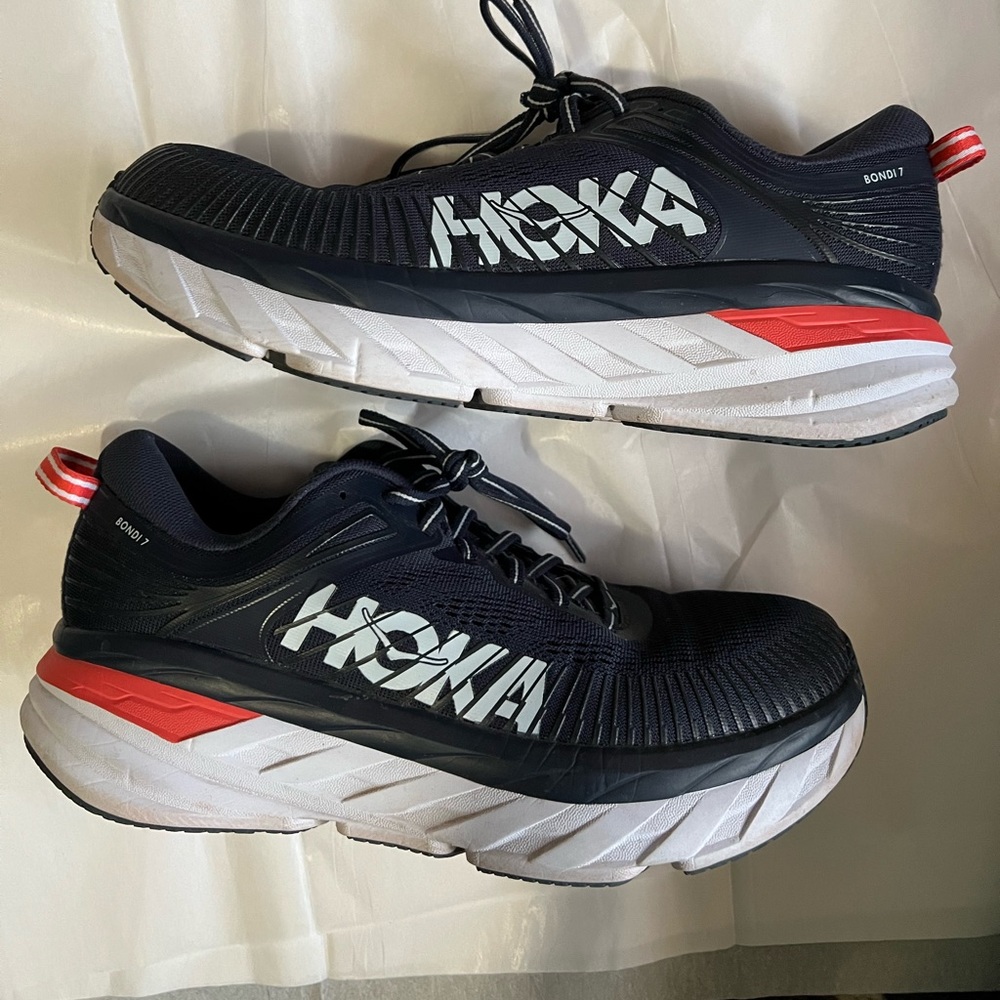 HOKA Bondi7